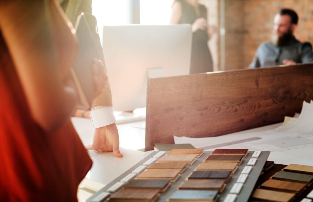 Oficina profesional empresa reformas showroom materiales - Reformas Guimerà